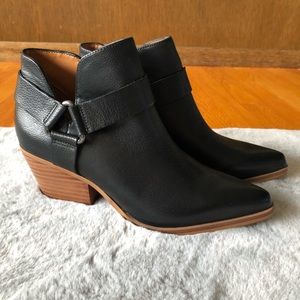 NWOB Franco Sarto Louella leather booties